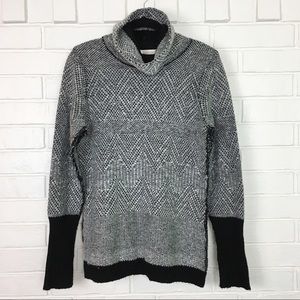 Ellen Tracy Black and White Turtleneck Sweater